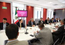 Se reúne secretario de Gobernación y gobernador Alfonso Durazo con mineros de Cananea