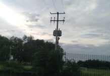 ATIENDE PROTECCIÓN CIVIL MUNICIPAL FALLAS EN CORRIENTE DE ENERGÍA ELÉCTRICA EN CENTRO DEPORTIVO DE CÓCORIT