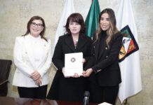 Presenta Fiscal General informe anual de actividades a la Presidenta del Congreso del Estado