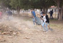 SE UNEN JÓVENES Y FAMILIAS DE PUEBLO YAQUI EN RESCATE DE CANCHA DEPORTIVA A TRAVÉS DEL PROGRAMA JUNTOS POR CAJEME