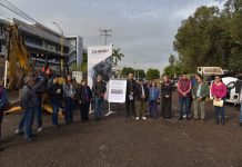 DA LAMARQUE CANO BANDERAZO A PAVIMENTACIÓN DE CALLE SAHUARIPA