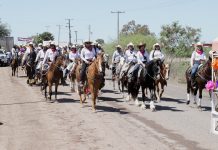 Realizan 13ª edición de la “Cabalgata con aroma de Mujer”