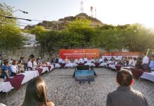 Toma protesta gobernador Alfonso Durazo a Red Vecinal Ciudadana en centro de Hermosillo