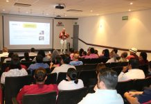 Instruye especialista sobre consumo de fentanilo a personal de Isssteson