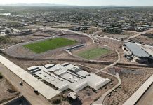 Con inversión de 31 mdp, gobernador Alfonso Durazo entrega gran Unidad Deportiva en Agua Prieta