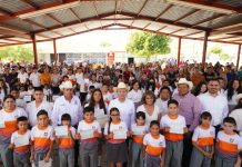Beneficia gobernador a municipios del Río Sonora con obras hídricas, eléctricas, de salud y 700 becas académicas