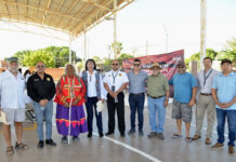 Entrega Sagarhpa brazaletes anti tiburón a pescadores de Kino, Punta Chueca y Desemboque