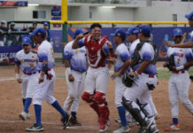 Pierde Estados Unidos invicto, pero pasa como líder de grupo en Mundial de Softbol