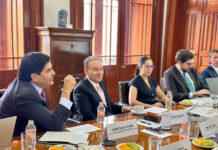 Expone Gobernador iniciativas en materia de aprovechamiento de energías limpias