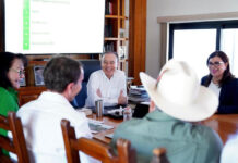 Supervisa Gobernador avances en certificación de Bacanora