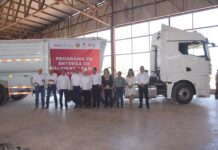 PARTICIPAN ALCALDE Y GOBERNADOR EN ENTREGA DE UNIDAD MÓVIL A GANADEROS POR PARTE DE CONSTELLATION BRANDS