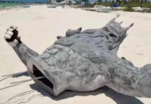 En redes sociales aseguran que los yucatecos quitaron la estatua de Poseidón que se encontraba en Playas de Progreso.