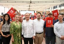 Brinda Gobernador Durazo certeza jurídica a más de ocho mil familias sonorenses