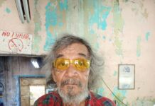 PERSONA DE ESCASOS RECURSOS SOLICITA APOYO QUE LE CORTEN EL PELO, DESPENSA Y LIMPIAR SU CASA.