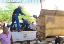 Sagarhpa y UGRS capacitan a ganaderos para conservar bagazo