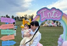 Cazzu celebrando el primer cumpleaños de su pequeña hija Inti
