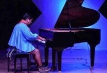 ¡Orgullo de México! El es Romeyno, el primer pianista indígena de América Latina.