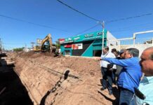 SUPERVISA ALCALDE JAVIER LAMARQUE REHABILITACIÓN DE COLECTOR SANITARIO EN LA COLONIA FAUSTINO FÉLIX*
