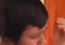 Papá le da una lección a su hija, le r4pa el cabello por burl4rs3 de compañera con cáncer.