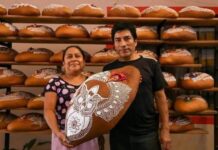 ¡Una verdadera obra de arte! Así es el pan de muert0 en Mictla, Oaxaca.