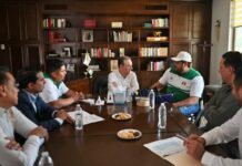 Entrega Gobernador Durazo estímulo económico a Edgar Fuentes, medallista en Juegos Paralímpicos París 2024