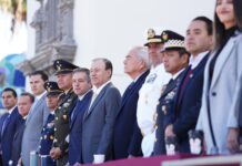 Gobernador Durazo acompaña a 5 mil jóvenes en el desfile por el 114 aniversario de la Revolución Mexicana*