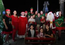 CAJEME ENCIENDE LA MAGIA DE LA NAVIDAD CON SU EMBLEMÁTICO ÁRBOL NAVIDEÑO*