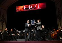 Gobierno de Sonora entrega reconocimiento a la Banda Sinfónica del Estado por su 45.º aniversario