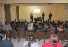REALIZAN PLÁTICA INFORMATIVA CON MADRES Y PADRES DE FAMILIA EN LA SECUNDARIA GENERAL NO. 3
