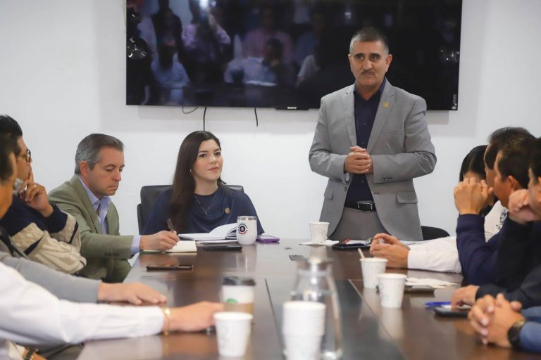 Avanzan en iniciativas laborales el Congreso de Sonora y el Consejo Sindical Permanente Avanzan en iniciativas laborales el Congreso de Sonora y el Consejo Sindical Permanente