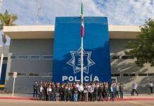 ACOMPAÑAN ESTUDIANTES DE LA SECUNDARIA GENERAL 2 A ELEMENTOS DE LA SSPM DURANTE LUNES CÍVICO*