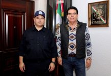 El Secretario de Seguridad Pública, Víctor Hugo Enríquez García, sostuvo una reunión de trabajo con el alcalde de Caborca, Abraham Mier