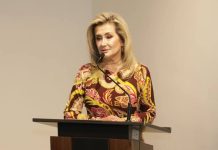 Realiza diputada Ely Sallard conversatorio sobre vivienda