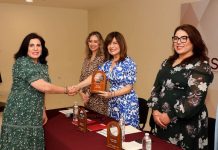 Gobierno de Sonora reconoce a mujeres destacadas con el Premio Mujer UES 2025