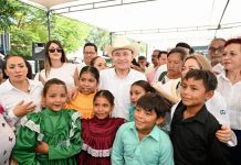 Gobernador Durazo inicia entrega de uniformes gratuitos a partir del 20 de mayo*