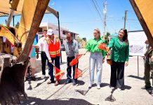 DA BANDERAZO JAVIER LAMARQUE A OBRA DE PAVIMENTACIÓN E INFRAESTRUCTURA HIDROSANITARIA EN CALLE PASEO DE LA PAZ