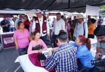 Gobernador Durazo lleva servicios gratuitos a la colonia Café Combate con feria “Sonora Atiende”