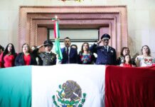 *ENCABEZA PRESIDENTE MUNICIPAL JAVIER LAMARQUE CEREMONIA 215 DEL GRITO DE INDEPENDENCIA*