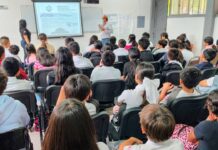 *IMPARTE DIRECCIÓN DE PROGRAMAS PREVENTIVOS PLÁTICA A ESTUDIANTES DE SECUNDARIA EN VILLA BONITA*