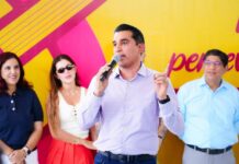 Reconoce Gobierno de Sonora a Carín León como exalumno distinguido de la secundaria General No. 4: SEC