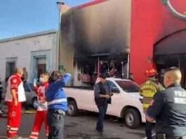 Hipótesis de explosión apunta a transformador dentro de tienda Waldos: FGJES